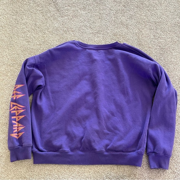 Def Leppard Hysteria Purple Vibrant Colorful Leopard Cotton Sweatshirt Medium - Picture 6 of 9